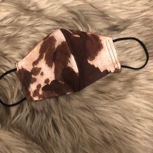 Cowbells print fashion mask